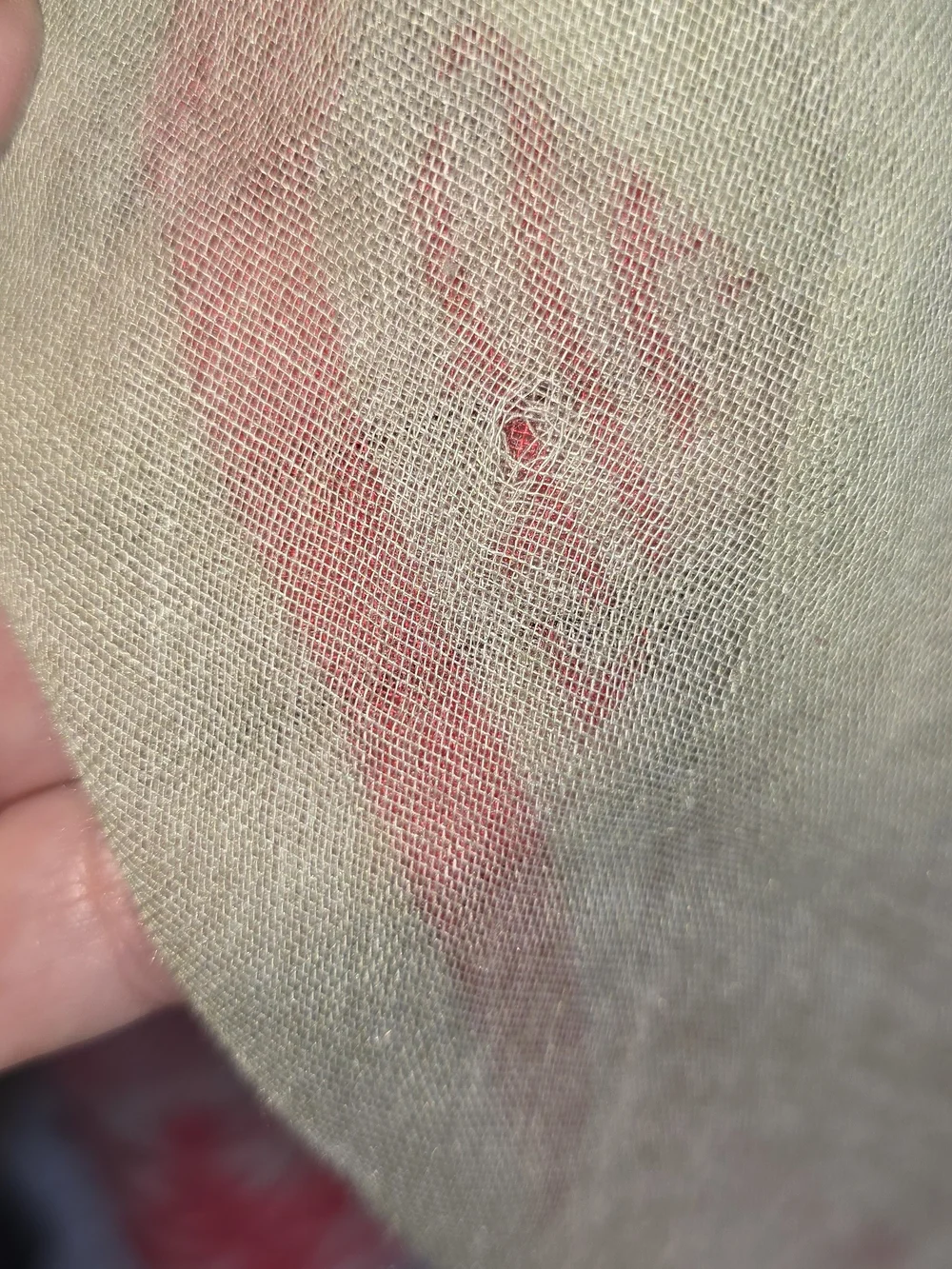 Do Everything in Love geometric-patterned wrap scarf. Red Cream